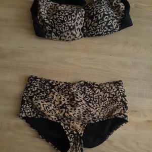 2 pc swimsuit size 14 animal print